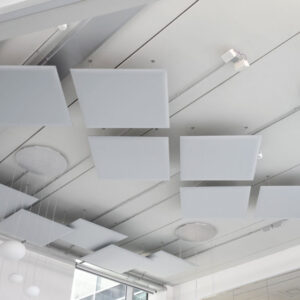 pannello soffitto con cavi